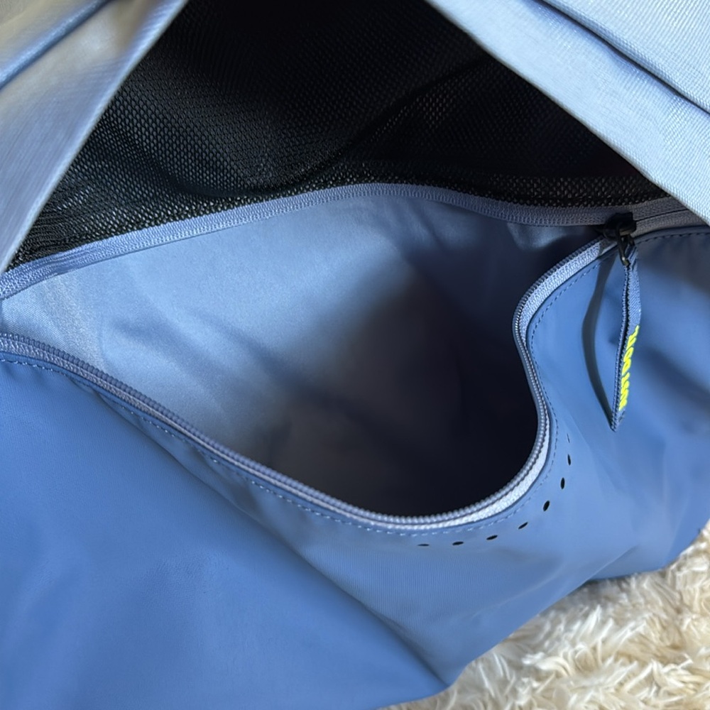 Nike Radiate 20L tote bag - Picture 4 of 11